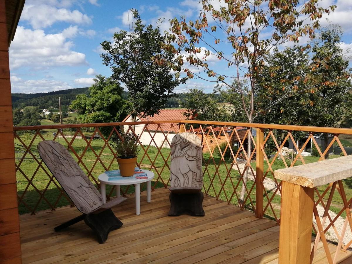 Le Chalet Des Etoiles Champagnac-le-Vieux Esterno foto